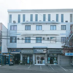 2* Hotel Reddoorz At Goldentown